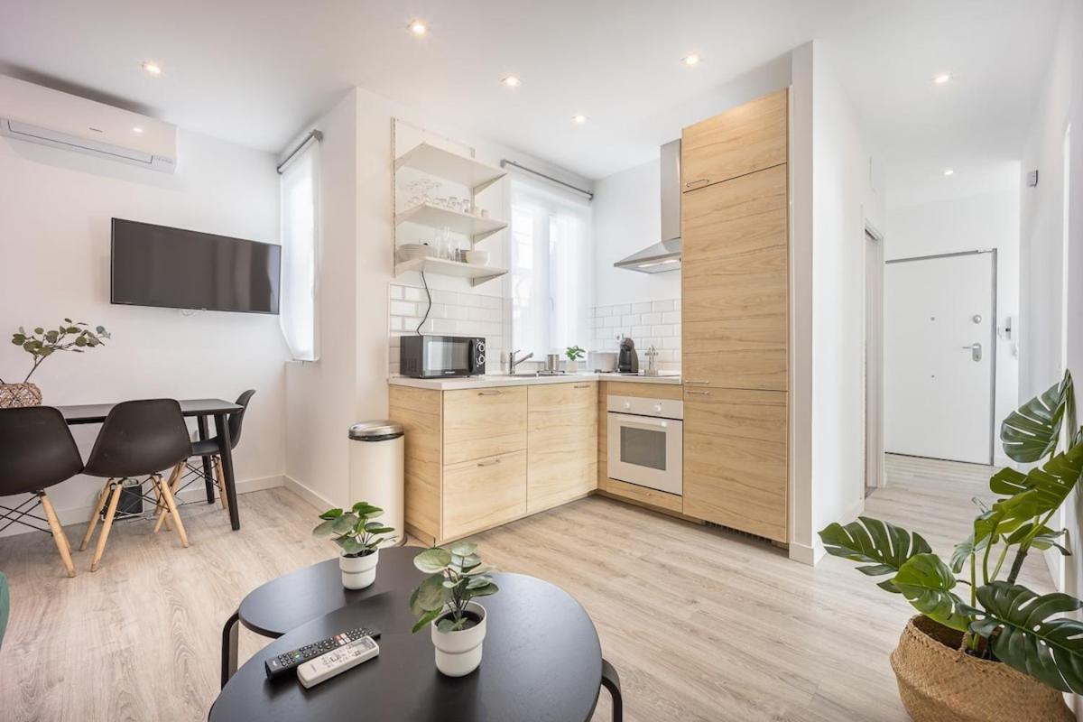 Appartamento Espacioso Apartamento En El Centro De Madrid Esterno foto