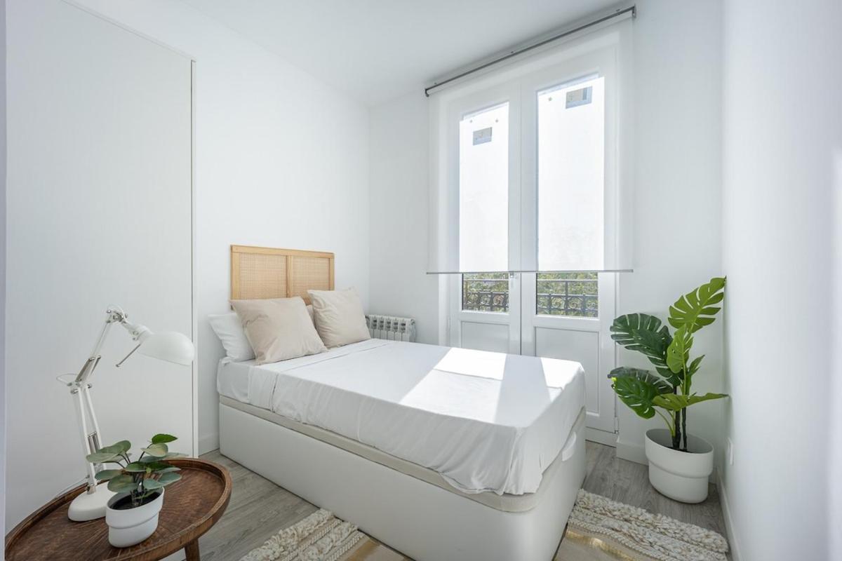 Appartamento Espacioso Apartamento En El Centro De Madrid Esterno foto